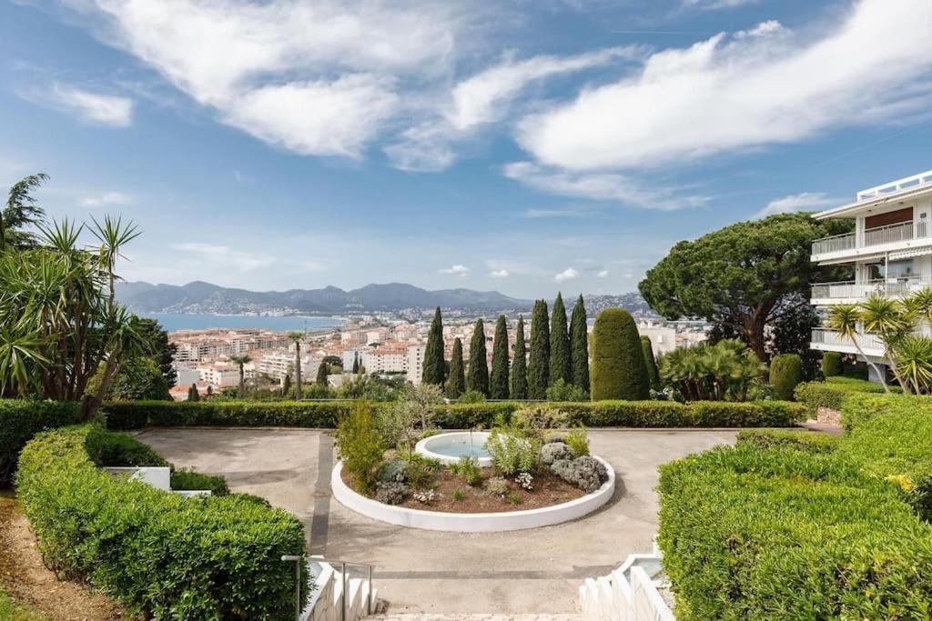 Calme Et Elegant Avec Vue Apartamento Cannes